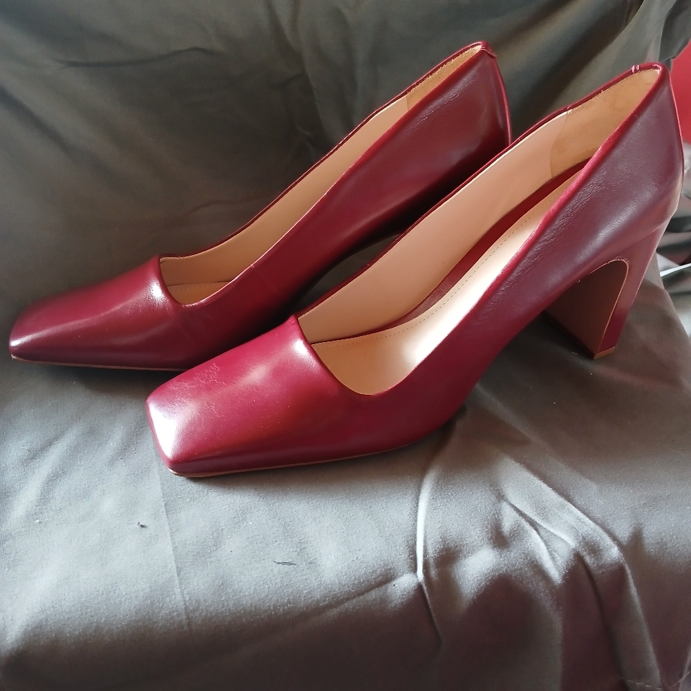 Elegant Burgundy Women's Heels